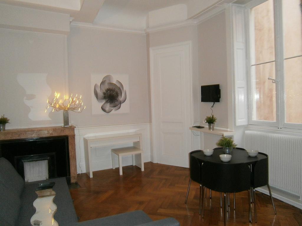 Appartements Place Bellecour Lyon Ruang foto